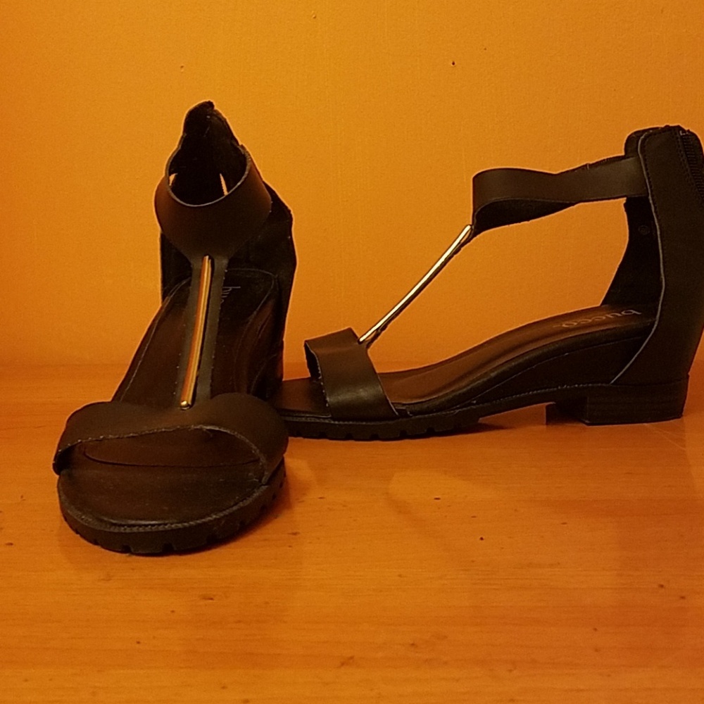 Open Toe Ankle Strap Sandals - image 1